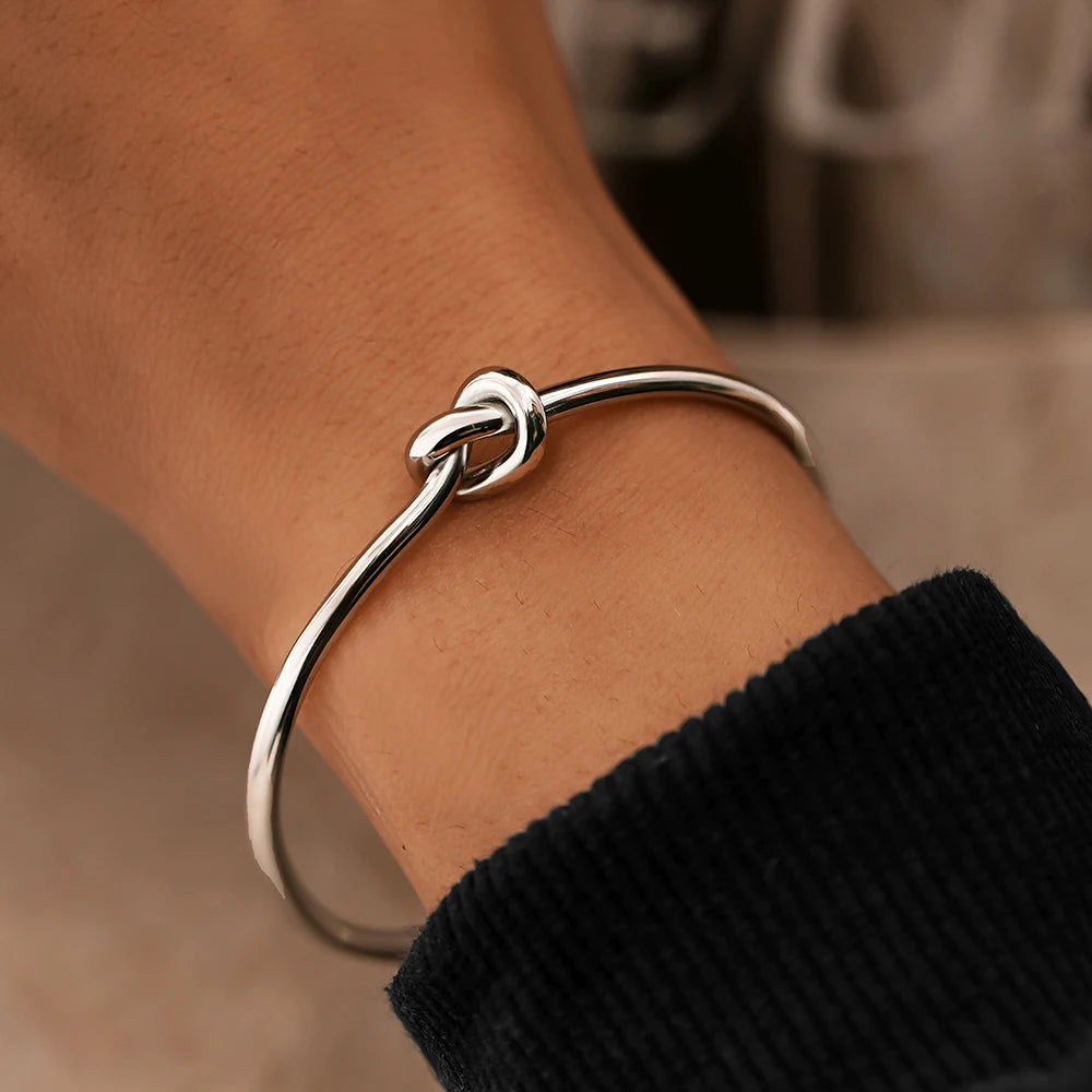 Fashion Vintage Opening Knot Bracelet Light Luxury Personality Bangles for Women Fashion Jewelry Party Gift