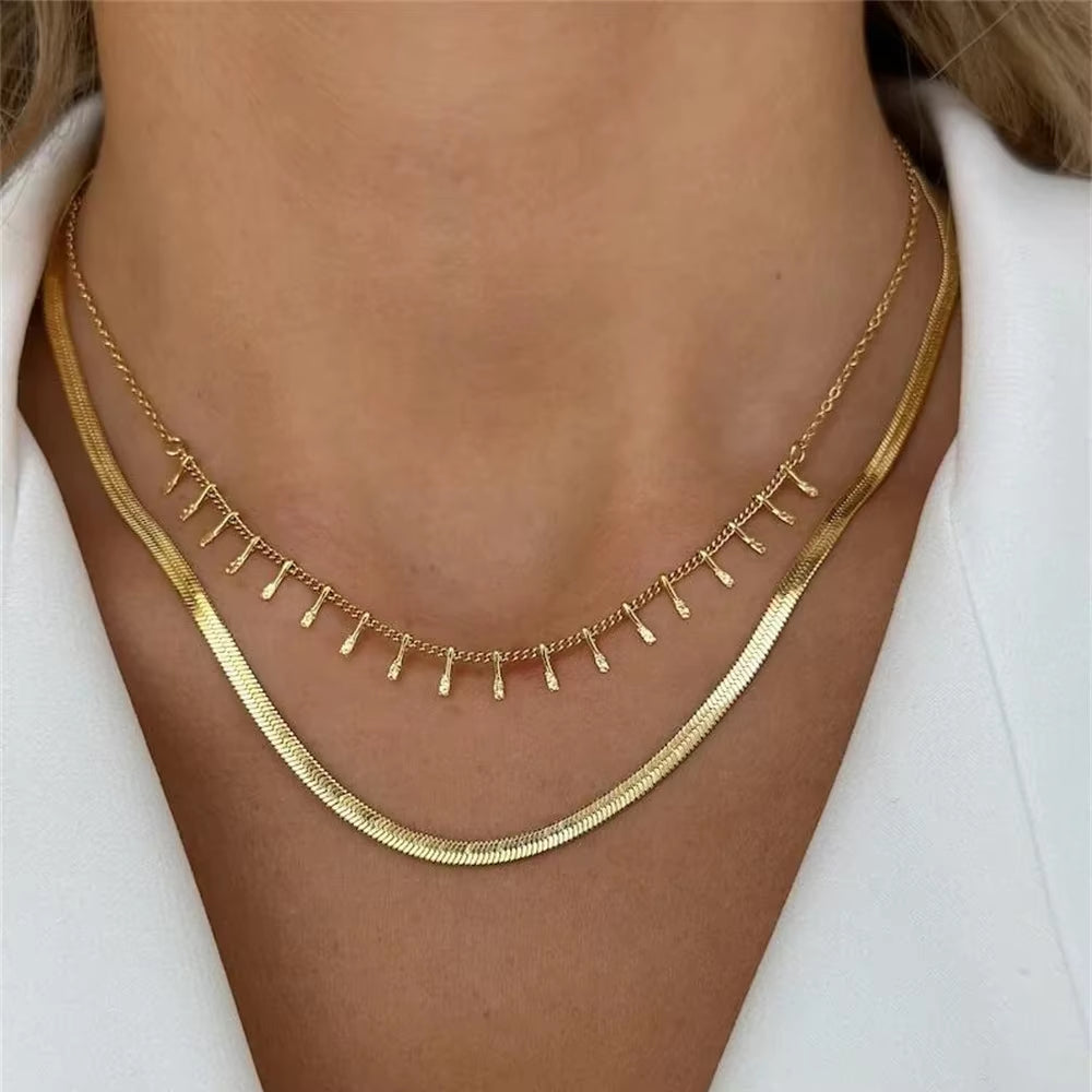 Vintage Punk Gold-Plate Thick Chain Head Portrait Coin Pendant Necklace for Women Fashion Multilevel Geometric Hip Hop Jewelry