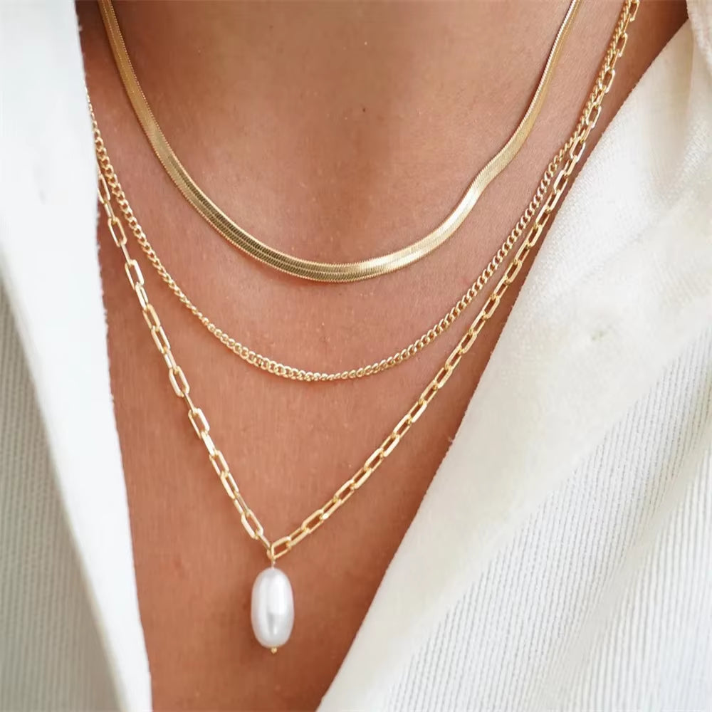 Vintage Punk Gold-Plate Thick Chain Head Portrait Coin Pendant Necklace for Women Fashion Multilevel Geometric Hip Hop Jewelry